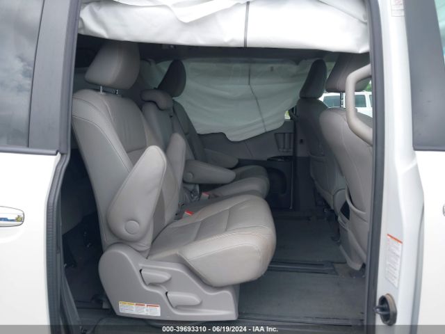 Photo 7 VIN: 5TDYZ3DC8HS843323 - TOYOTA SIENNA 