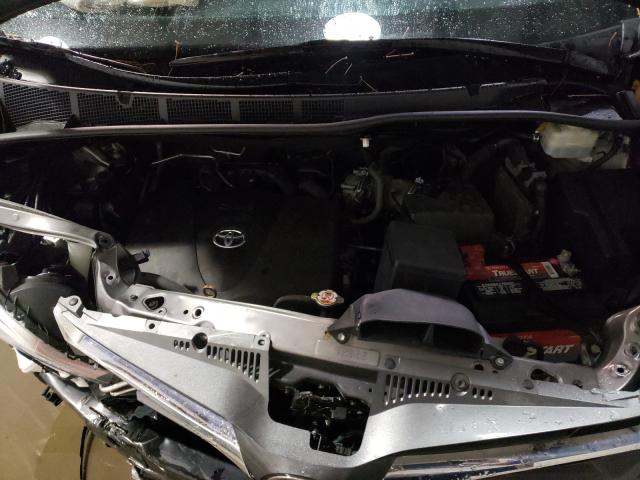 Photo 6 VIN: 5TDYZ3DC8JS911562 - TOYOTA SIENNA XLE 