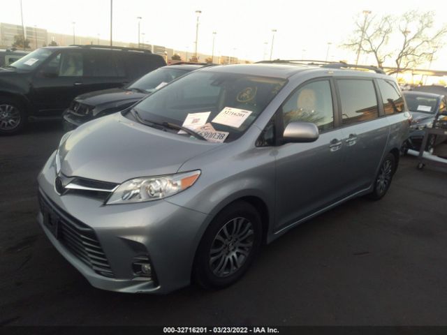 Photo 4 VIN: 5TDYZ3DC8JS936297 - TOYOTA SIENNA 