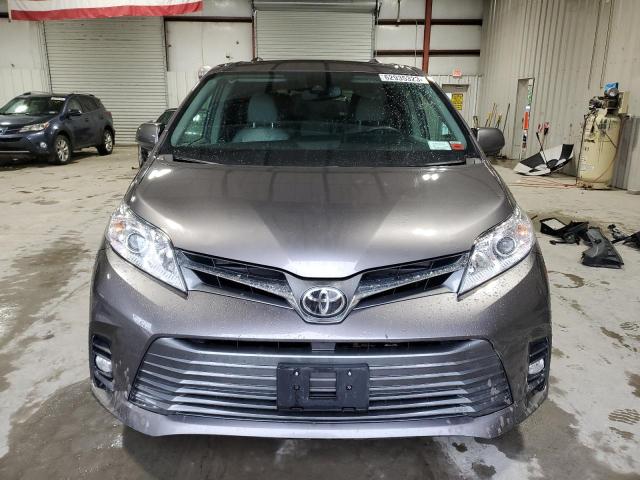 Photo 4 VIN: 5TDYZ3DC8JS936865 - TOYOTA SIENNA 