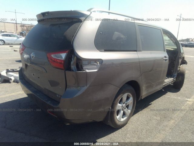 Photo 3 VIN: 5TDYZ3DC8JS949891 - TOYOTA SIENNA 