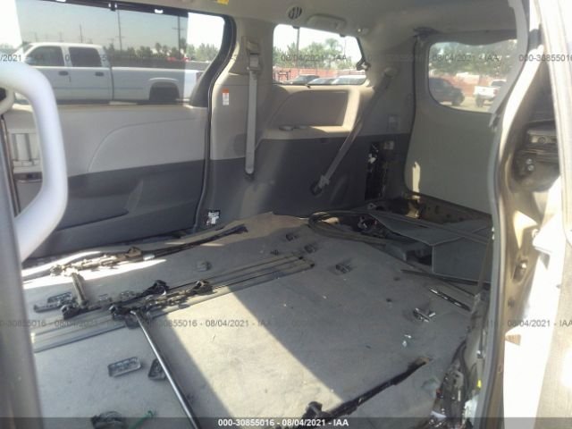 Photo 7 VIN: 5TDYZ3DC8JS949891 - TOYOTA SIENNA 