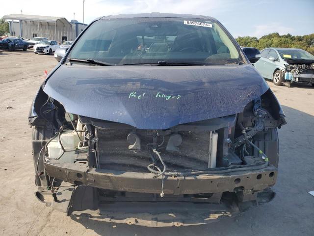 Photo 4 VIN: 5TDYZ3DC8KS011648 - TOYOTA SIENNA XLE 