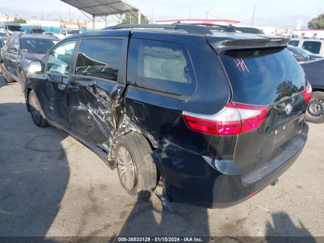 Photo 2 VIN: 5TDYZ3DC8KS019328 - TOYOTA SIENNA 