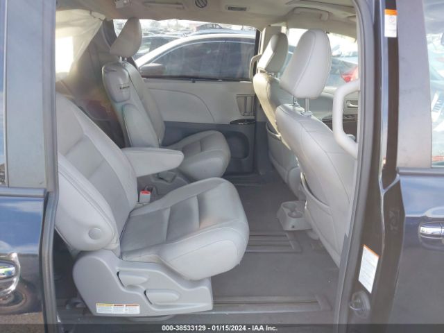 Photo 7 VIN: 5TDYZ3DC8KS019328 - TOYOTA SIENNA 