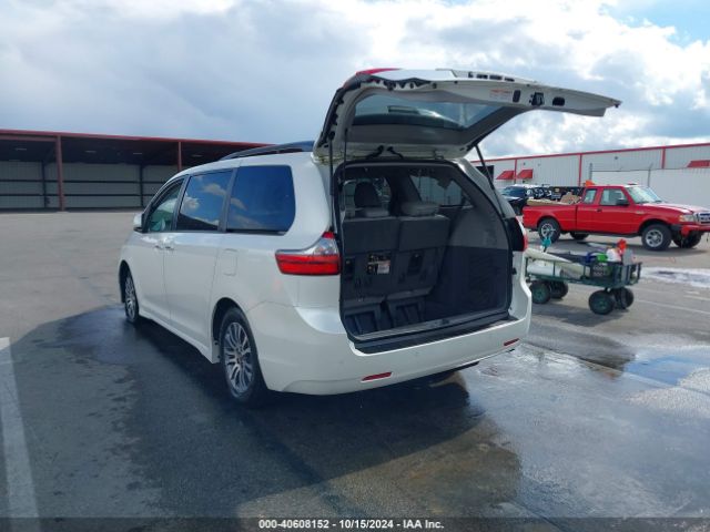 Photo 2 VIN: 5TDYZ3DC8LS027138 - TOYOTA SIENNA 