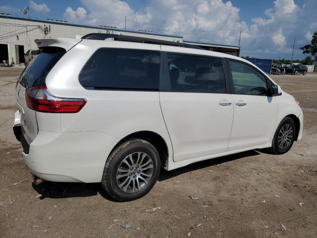 Photo 2 VIN: 5TDYZ3DC8LS027933 - TOYOTA SIENNA XLE 