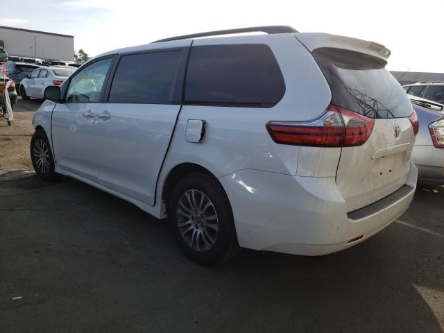 Photo 2 VIN: 5TDYZ3DC8LS080471 - TOYOTA SIENNA XLE 