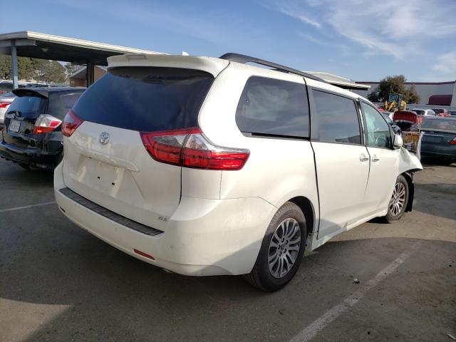 Photo 3 VIN: 5TDYZ3DC8LS080471 - TOYOTA SIENNA XLE 