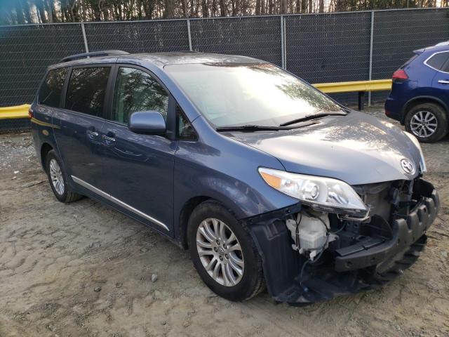 Photo 3 VIN: 5TDYZ3DC9HS806510 - TOYOTA SIENNA XLE 