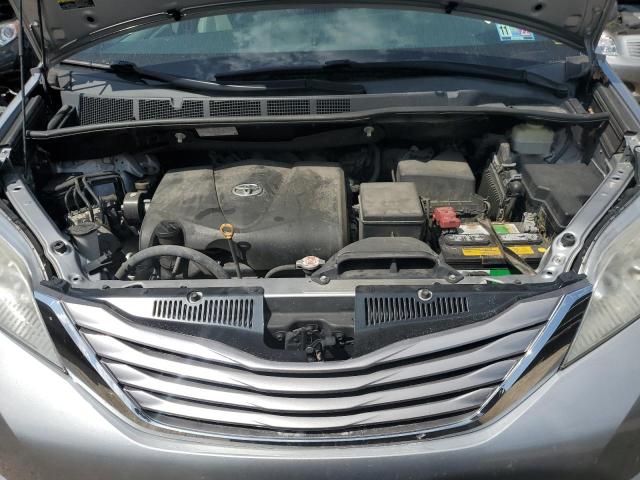 Photo 11 VIN: 5TDYZ3DC9HS826692 - TOYOTA SIENNA XLE 