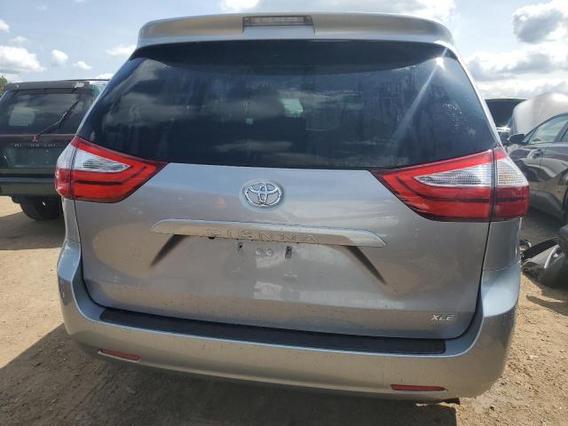 Photo 5 VIN: 5TDYZ3DC9HS826692 - TOYOTA SIENNA XLE 