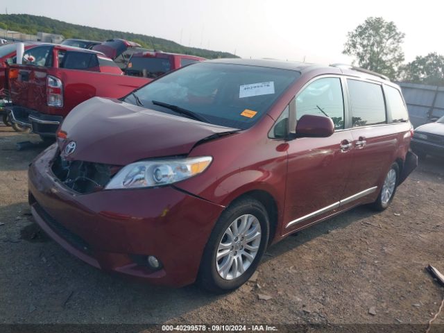 Photo 1 VIN: 5TDYZ3DC9HS842617 - TOYOTA SIENNA 