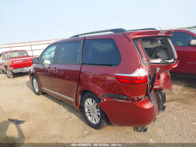 Photo 2 VIN: 5TDYZ3DC9HS842617 - TOYOTA SIENNA 