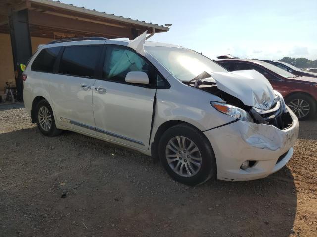 Photo 3 VIN: 5TDYZ3DC9HS845405 - TOYOTA SIENNA XLE 