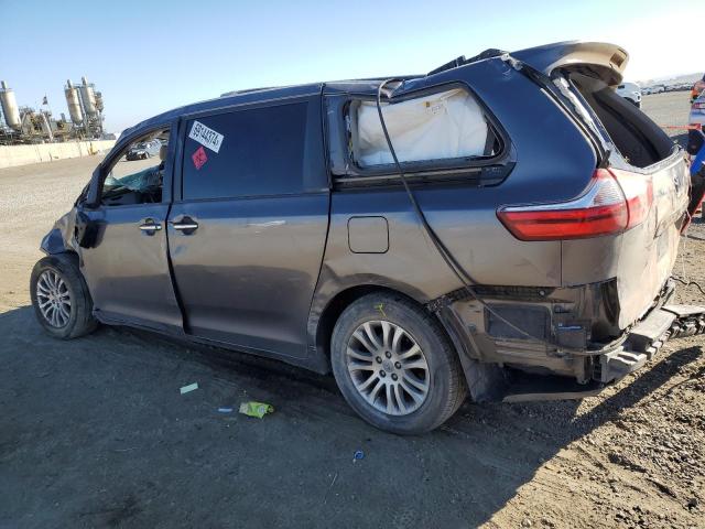 Photo 1 VIN: 5TDYZ3DC9HS848059 - TOYOTA SIENNA XLE 