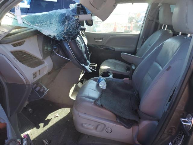 Photo 6 VIN: 5TDYZ3DC9HS848059 - TOYOTA SIENNA XLE 