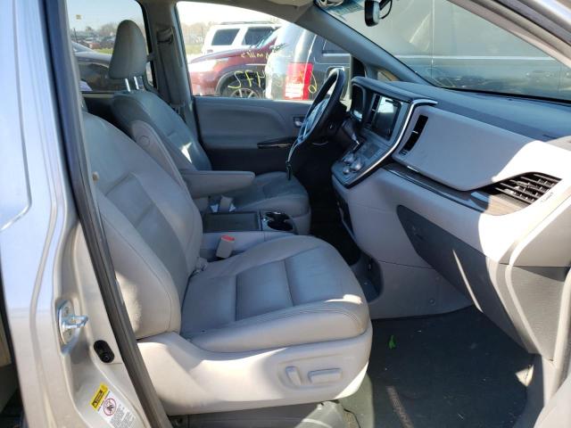 Photo 4 VIN: 5TDYZ3DC9HS853374 - TOYOTA SIENNA XLE 