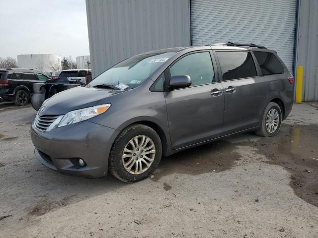 Photo 1 VIN: 5TDYZ3DC9HS854539 - TOYOTA SIENNA 