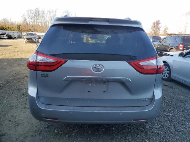 Photo 5 VIN: 5TDYZ3DC9HS856145 - TOYOTA SIENNA XLE 