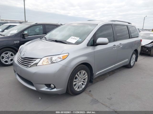 Photo 1 VIN: 5TDYZ3DC9HS888710 - TOYOTA SIENNA 