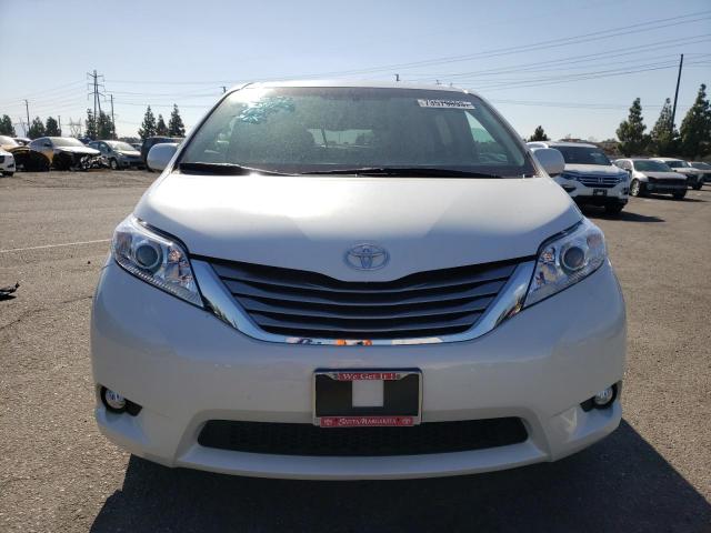 Photo 4 VIN: 5TDYZ3DC9HS893602 - TOYOTA SIENNA XLE 