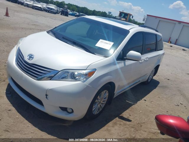 Photo 1 VIN: 5TDYZ3DC9HS897696 - TOYOTA SIENNA 