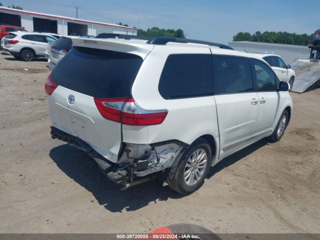 Photo 3 VIN: 5TDYZ3DC9HS897696 - TOYOTA SIENNA 