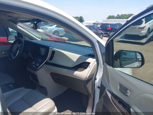 Photo 4 VIN: 5TDYZ3DC9HS897696 - TOYOTA SIENNA 