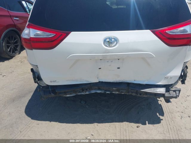 Photo 5 VIN: 5TDYZ3DC9HS897696 - TOYOTA SIENNA 