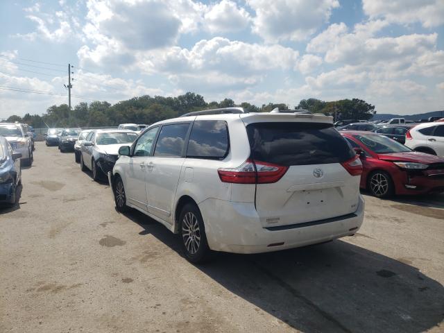 Photo 2 VIN: 5TDYZ3DC9JS904474 - TOYOTA SIENNA XLE 