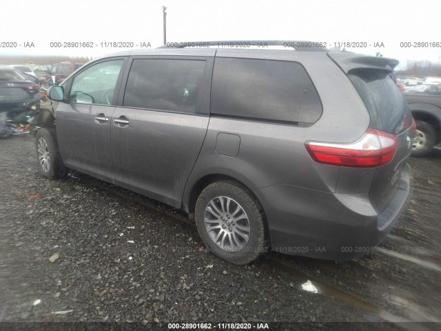 Photo 2 VIN: 5TDYZ3DC9JS918181 - TOYOTA SIENNA 