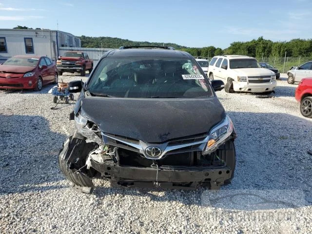 Photo 4 VIN: 5TDYZ3DC9JS920481 - TOYOTA SIENNA 