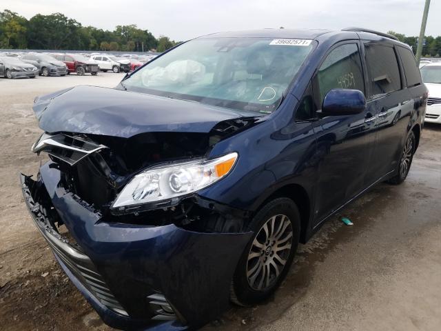 Photo 1 VIN: 5TDYZ3DC9JS954212 - TOYOTA SIENNA XLE 