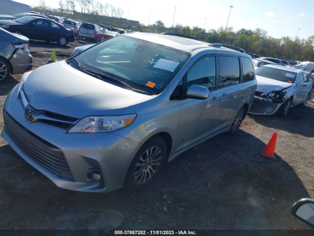 Photo 1 VIN: 5TDYZ3DC9KS008404 - TOYOTA SIENNA 