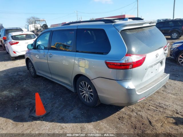 Photo 2 VIN: 5TDYZ3DC9KS008404 - TOYOTA SIENNA 