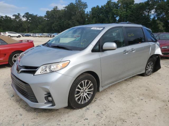 Photo 0 VIN: 5TDYZ3DC9KS975465 - TOYOTA SIENNA XLE 