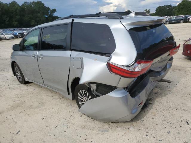 Photo 1 VIN: 5TDYZ3DC9KS975465 - TOYOTA SIENNA XLE 