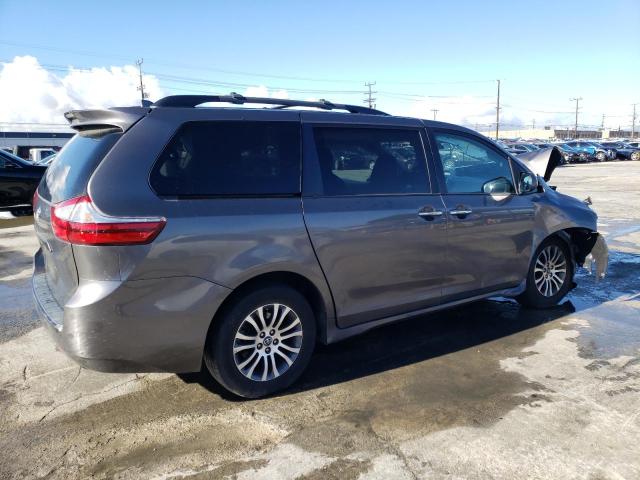 Photo 2 VIN: 5TDYZ3DC9KS976387 - TOYOTA SIENNA 