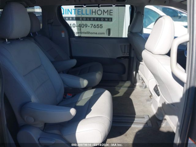 Photo 7 VIN: 5TDYZ3DC9KS976387 - TOYOTA SIENNA 