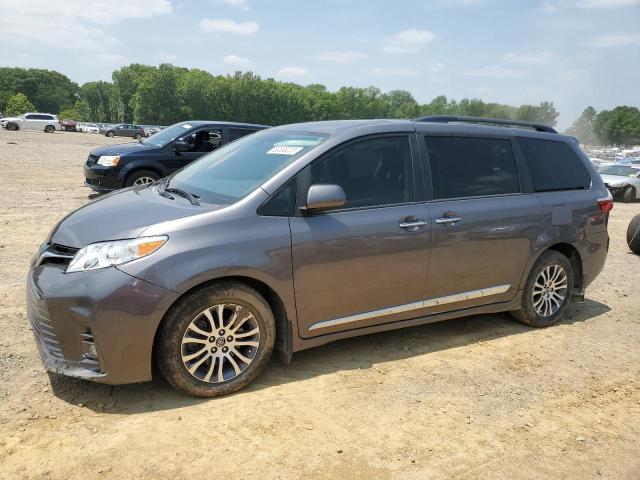 Photo 0 VIN: 5TDYZ3DC9KS977684 - TOYOTA SIENNA XLE 