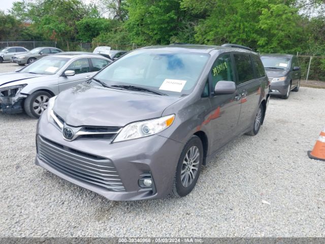 Photo 1 VIN: 5TDYZ3DC9LS055725 - TOYOTA SIENNA 