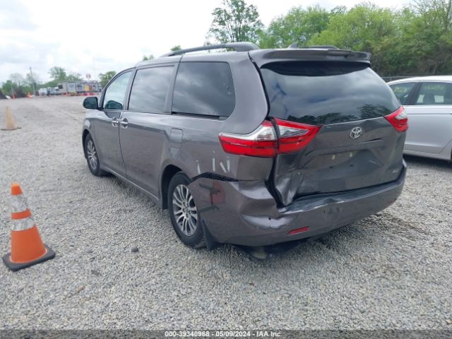 Photo 2 VIN: 5TDYZ3DC9LS055725 - TOYOTA SIENNA 