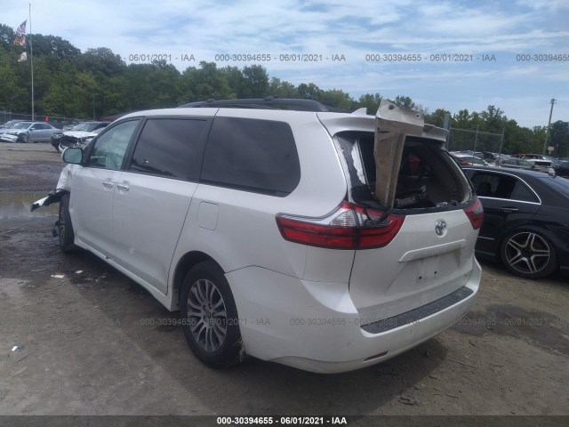 Photo 2 VIN: 5TDYZ3DC9LS057779 - TOYOTA SIENNA 