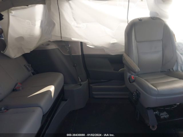 Photo 7 VIN: 5TDYZ3DC9LS068569 - TOYOTA SIENNA 