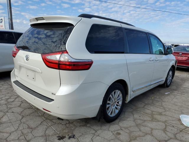 Photo 2 VIN: 5TDYZ3DCXHS773503 - TOYOTA SIENNA XLE 