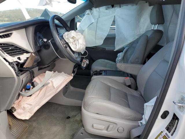 Photo 6 VIN: 5TDYZ3DCXHS773503 - TOYOTA SIENNA XLE 