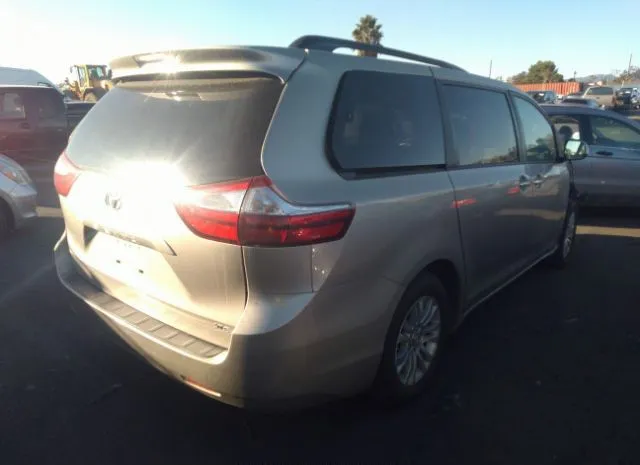 Photo 3 VIN: 5TDYZ3DCXHS785585 - TOYOTA SIENNA 