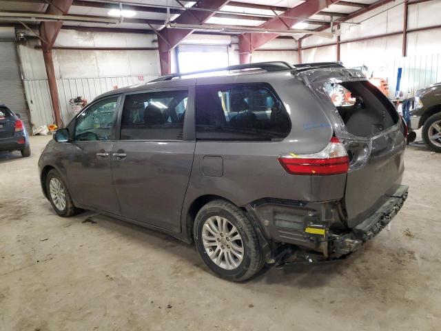 Photo 1 VIN: 5TDYZ3DCXHS829066 - TOYOTA SIENNA XLE 