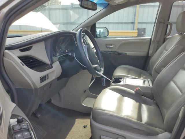 Photo 6 VIN: 5TDYZ3DCXHS839497 - TOYOTA SIENNA XLE 